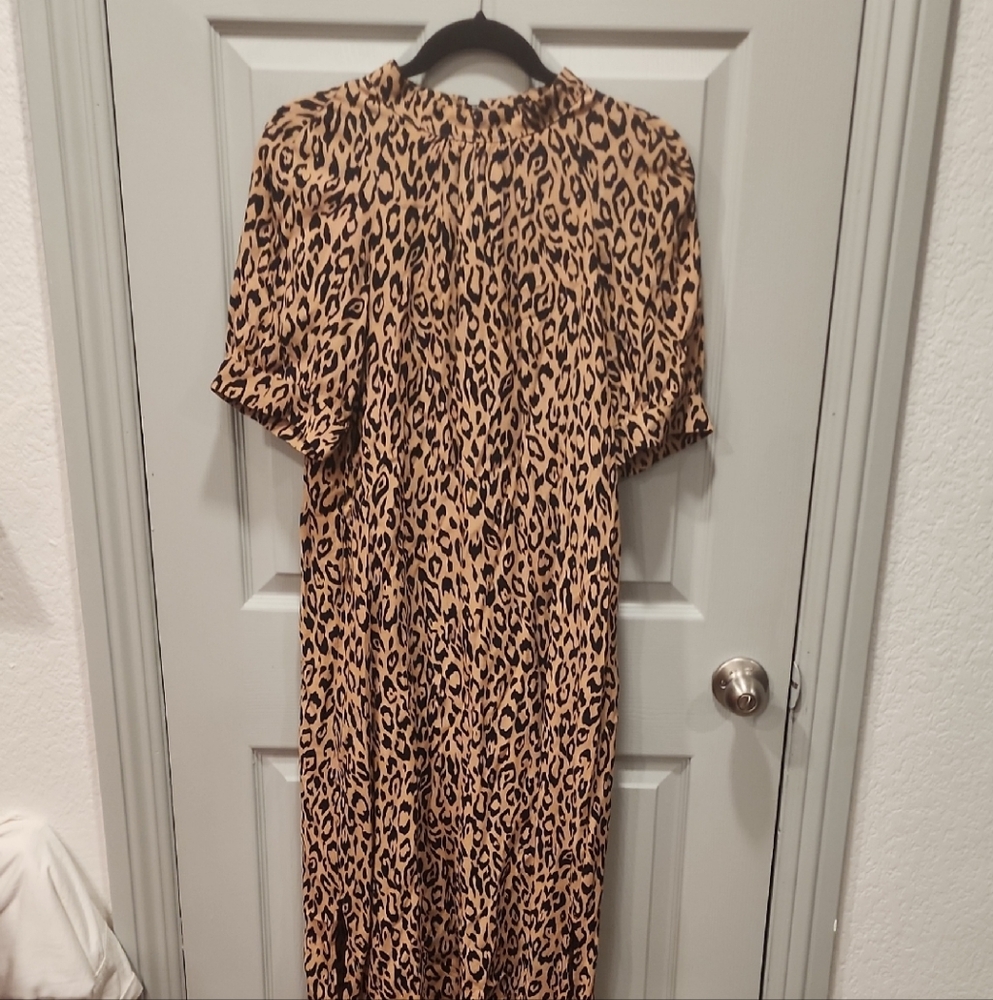 Anthropologie Tan and Black Midi Dress